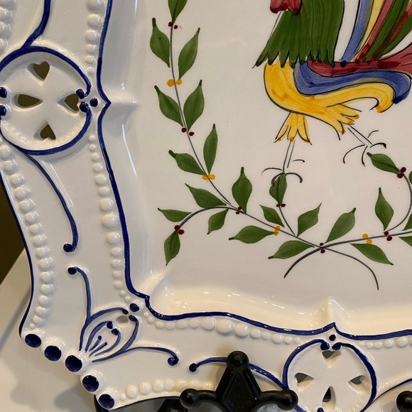 Beautiful white and blue 12 inch square painted rooster dish. - Picture 7 of 10